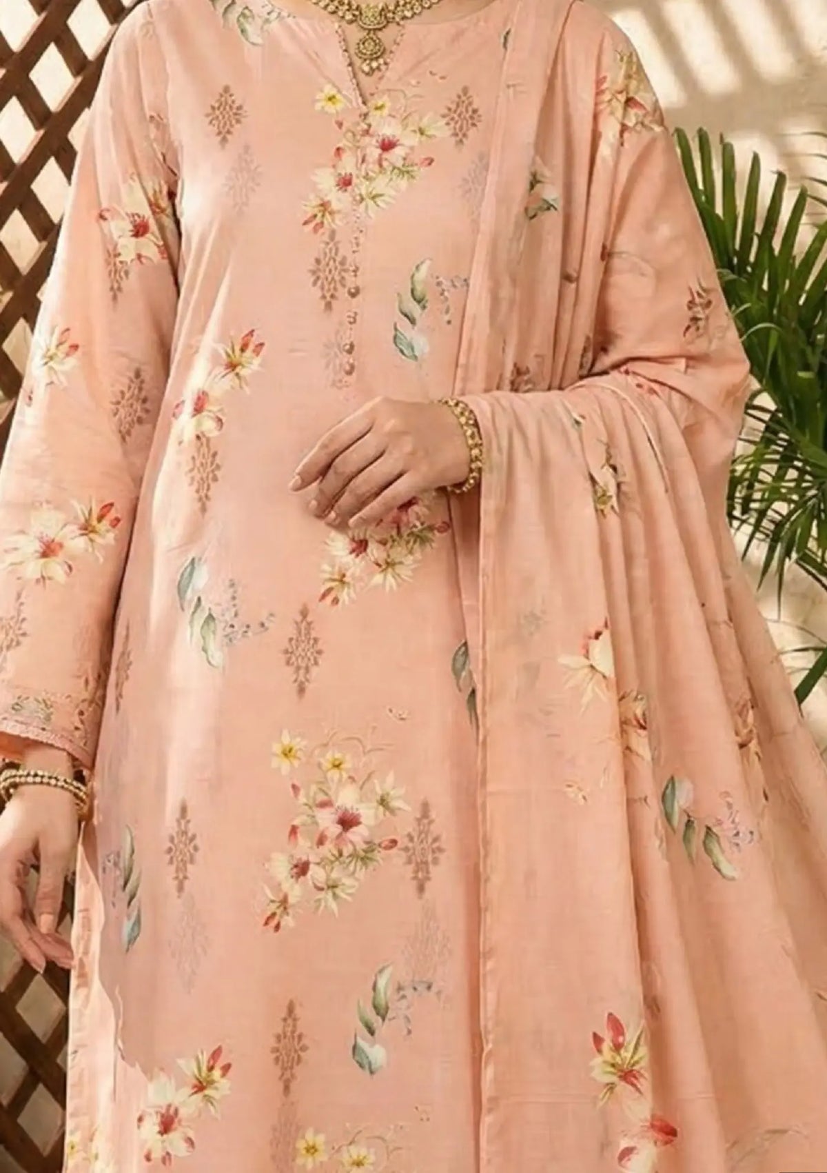 Blush Lily 3PC Broshia Lawn fabric and dupatta detail
