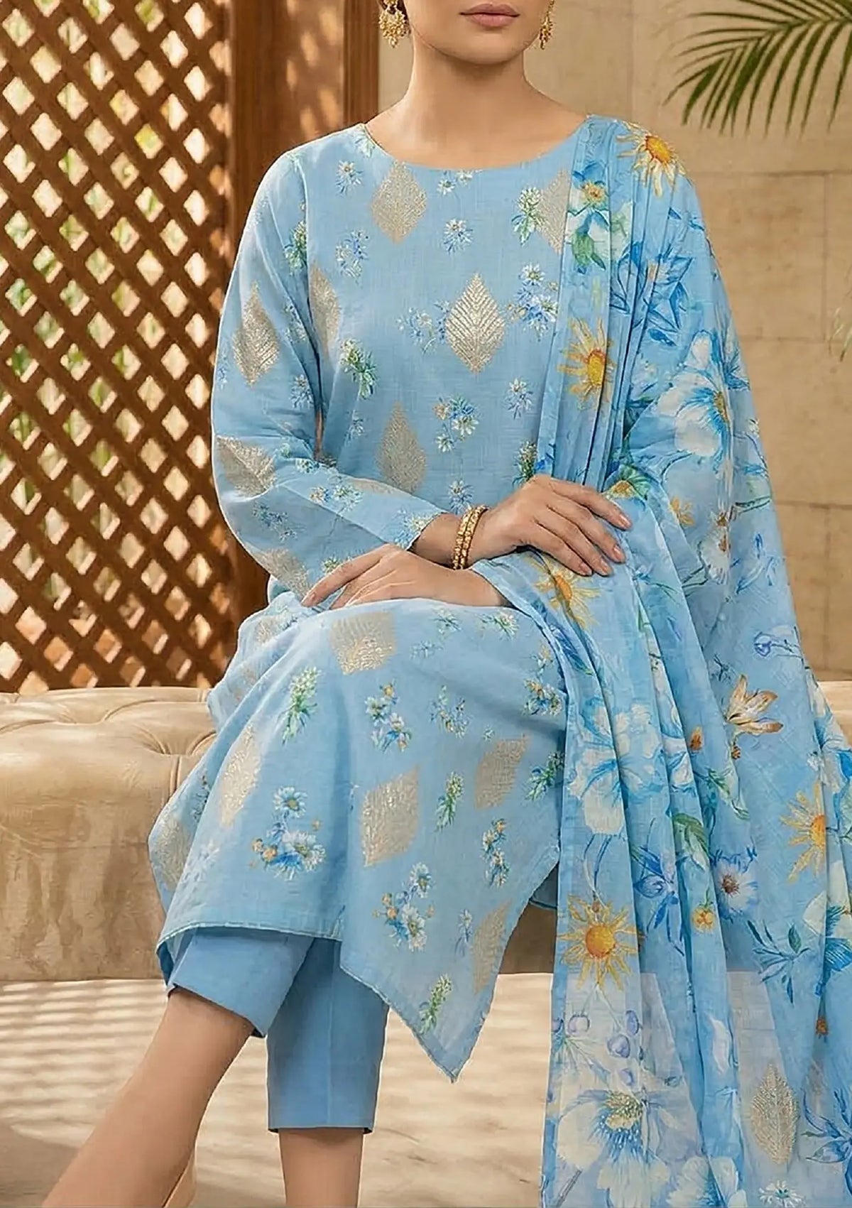Sky Garden 3PC Broshia Lawn fabric and dupatta detail