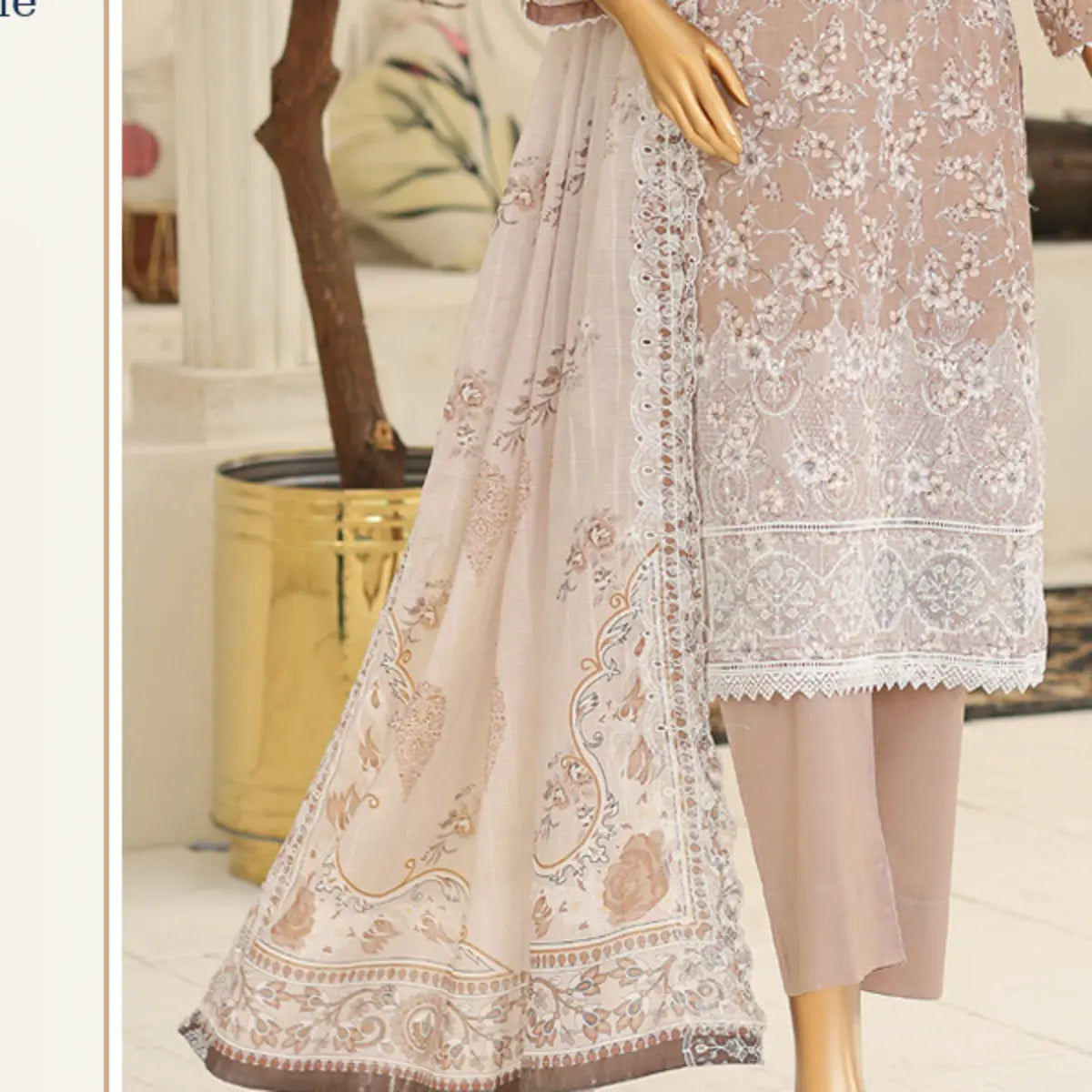 Blushwood Bloom Burley Wood scalloped voile dupatta and shirt border detail